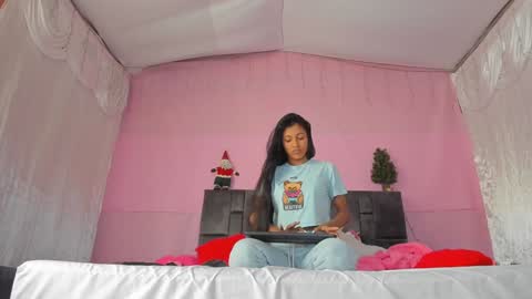 Snapshot of kittymyers chatting on December 26, 6:01 pm kitty online show from December 26, 6:01 pm