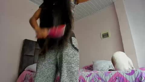 Snapshot of kittymyers chatting on February 24, 3:42 pm kitty online show from February 24, 3:42 pm