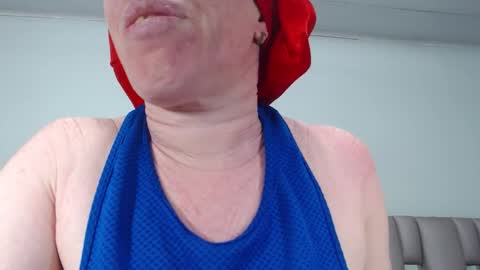 kittywhiteass online show from September 21, 6:45 am