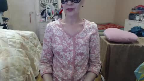KiuminBerry online show from June 25, 12:07 pm