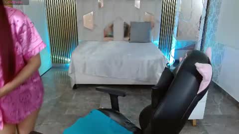 kolyn_tay online show from June 14, 11:32 am
