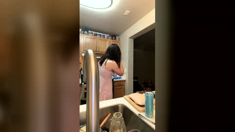 Konnie online show from March 2, 5:08 am