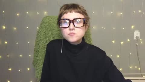 Snapshot of kortny_yo chatting on December 14, 8:29 pm Kortny online show from December 14, 8:29 pm