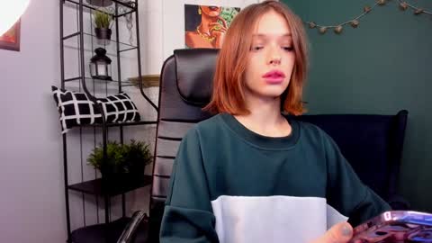 Snapshot of kossie_ chatting on December 28, 10:25 am kossie_ online show from December 28, 10:25 am
