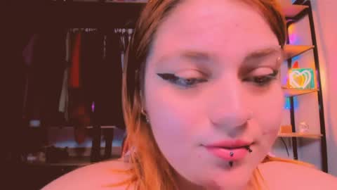 Khloe online show from April 11, 1:01 am