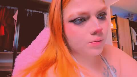 Khloe online show from March 24, 11:54 pm