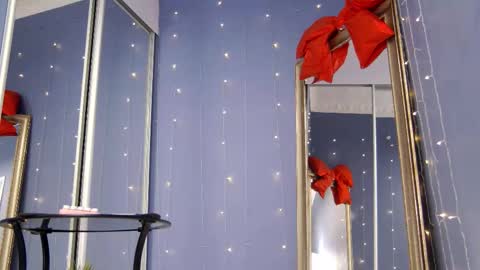 kriskras__ online show from February 16, 5:18 am