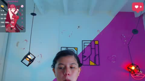 Snapshot of krissone_1 chatting on December 17, 2:22 pm krissone online show from December 17, 2:22 pm