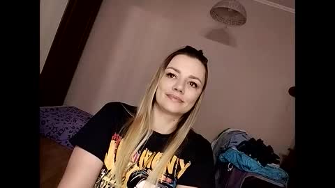 Snapshot of krisssexi chatting on January 22, 9:46 am KrissSexi online show from January 22, 9:46 am