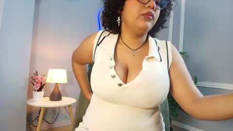 KRISTYN  online show from June 18, 12:10 pm