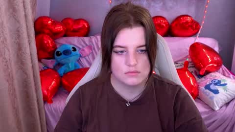 kristifoxy online show from February 9, 6:26 am