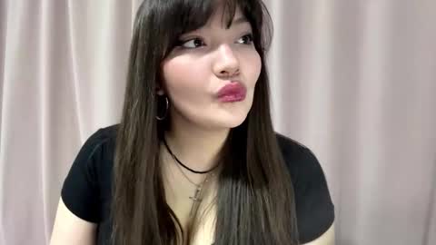 Alisha online show from March 15, 4:31 pm