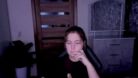Kristy online show from July 4, 11:00 pm