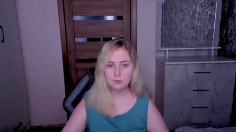 Kristy online show from June 29, 5:03 am