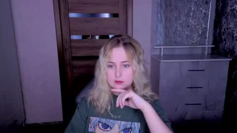 Kristy online show from June 20, 6:11 pm