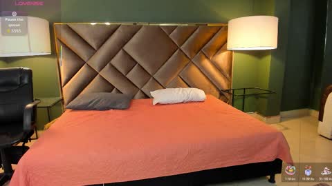 kya_wild online show from February 12, 2:24 am