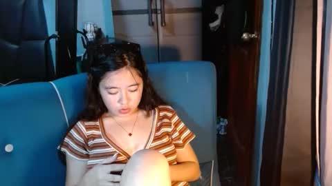 Kelly online show from April 27, 7:27 am
