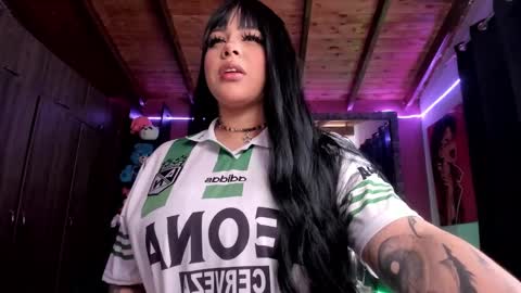 Snapshot of kyotomami chatting on December 13, 2:21 am Fernanda online show from December 13, 2:21 am