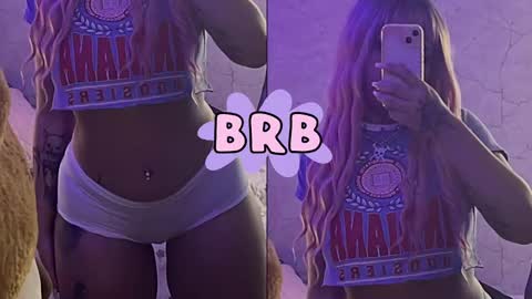 Snapshot of kyotomami chatting on February 8, 1:11 am Fernanda online show from February 8, 1:11 am