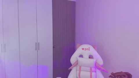 IG  online show from March 19, 3:44 am