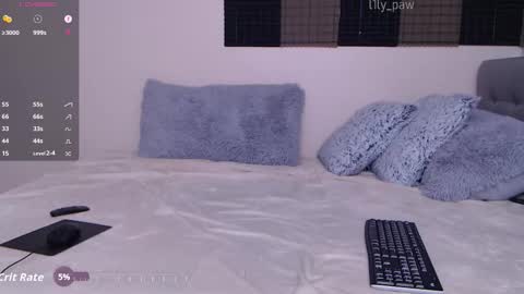 Lily Paw  online show from October 27, 6:46 pm