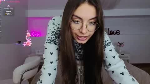 Margo  online show from October 11, 9:28 pm