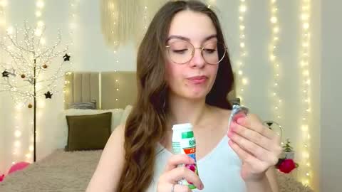 Margo  online show from February 3, 2:44 pm