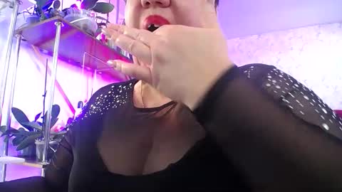 Lady Gloria online show from March 7, 8:21 am