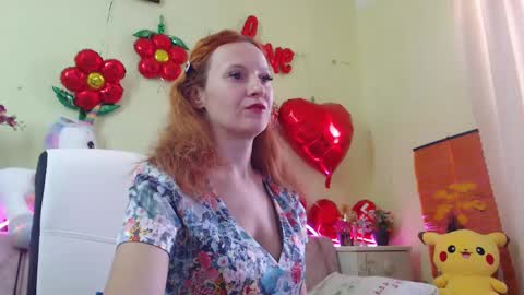 Sima Ladybigsmile online show from February 18, 6:26 am