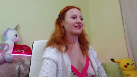 Sima Ladybigsmile online show from February 9, 12:40 am