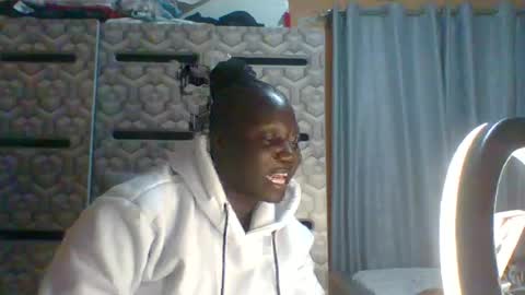 lindah32 online show from July 5, 9:31 pm