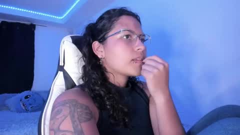  Lady  online show from January 25, 2:58 am