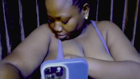 youngladynina online show from May 31, 8:21 pm