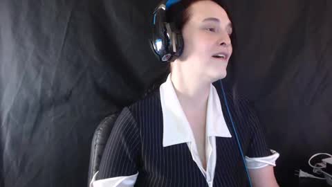 LadySlate online show from February 3, 2:03 am