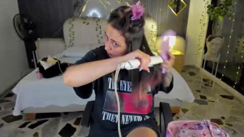 Lady  online show from March 5, 4:08 am