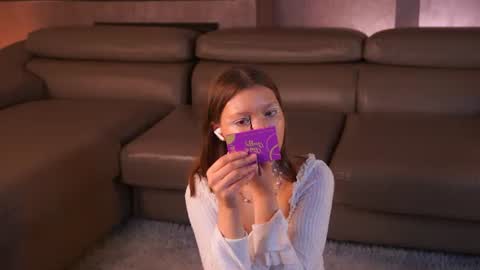 laelneizer online show from June 29, 2:39 pm