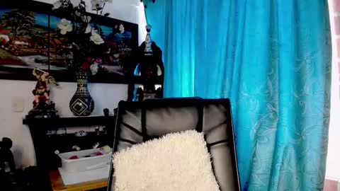 laia_hadid online show from February 27, 3:23 pm