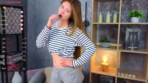 Evelyn online show from October 24, 2:18 am