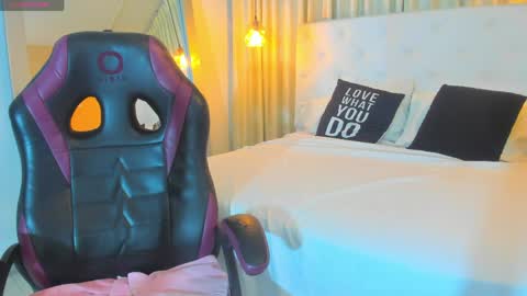 lala_demon online show from June 5, 12:55 pm