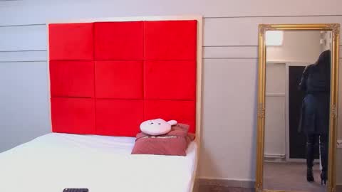 LanaBanner online show from February 3, 5:16 am