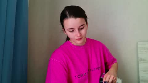 lana_gl online show from May 27, 7:38 am