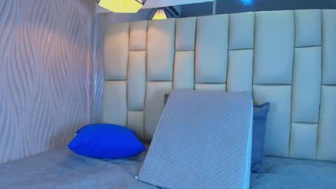 Vanessa  online show from April 15, 12:17 pm