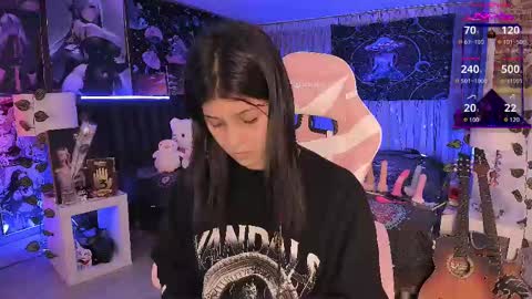 L A N A  online show from March 12, 4:51 am