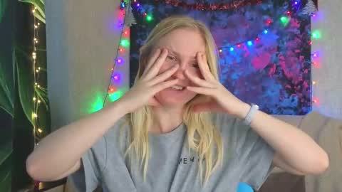 LanaviSmith online show from January 7, 7:12 am