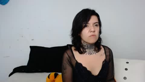 LANNIE   online show from January 15, 9:51 pm