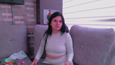 lara_as online show from June 6, 3:18 pm