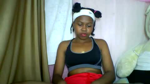 lara_belle online show from May 13, 6:02 pm