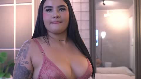 Lara  online show from May 5, 2:09 pm
