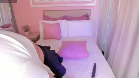 lara_desire online show from September 11, 10:32 pm