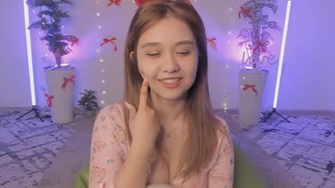 Lara online show from March 19, 8:24 pm